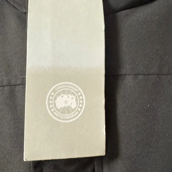 Canada goose NWT